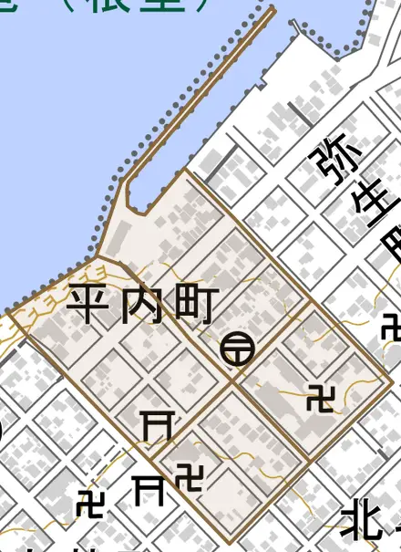 平内町とその周辺の地図。町の範囲を重ねている