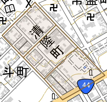 清隆町とその周辺の地図。町の範囲を重ねている