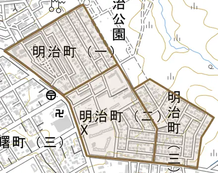 明治町とその周辺の地図。町の範囲を重ねている