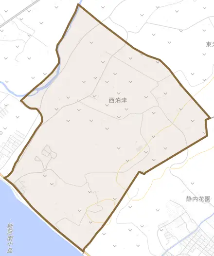 字西泊津とその周辺の地図。町の範囲を重ねている