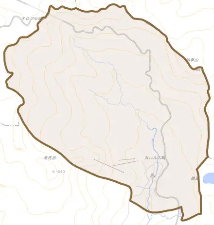 カルルス町とその周辺の地図。町の範囲を重ねている