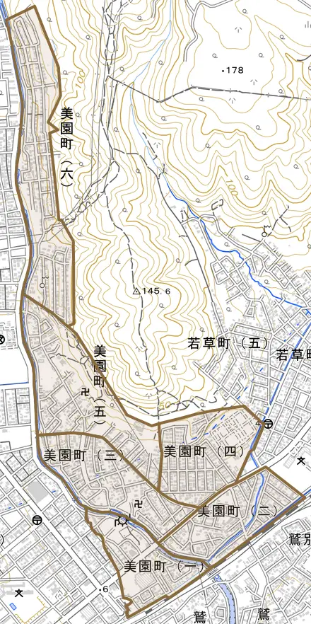 美園町とその周辺の地図。町の範囲を重ねている