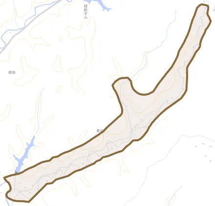 字真布とその周辺の地図。町の範囲を重ねている