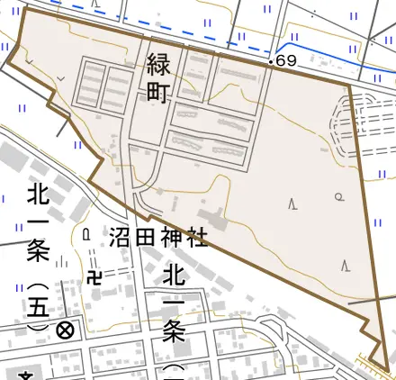 緑町とその周辺の地図。町の範囲を重ねている
