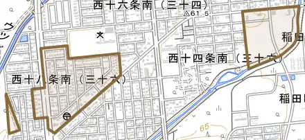 稲田町とその周辺の地図。町の範囲を重ねている