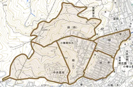 緑とその周辺の地図。町の範囲を重ねている