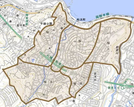桜とその周辺の地図。町の範囲を重ねている