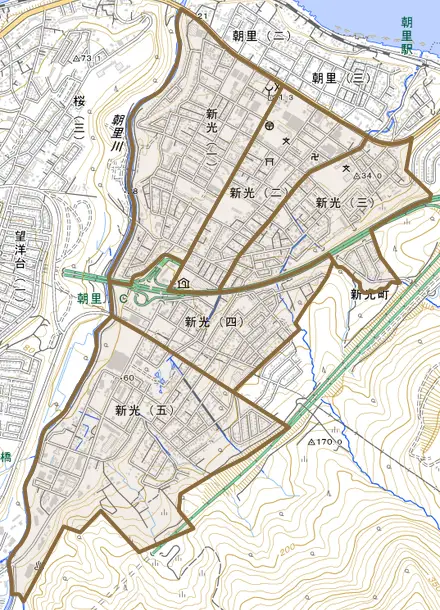 新光とその周辺の地図。町の範囲を重ねている