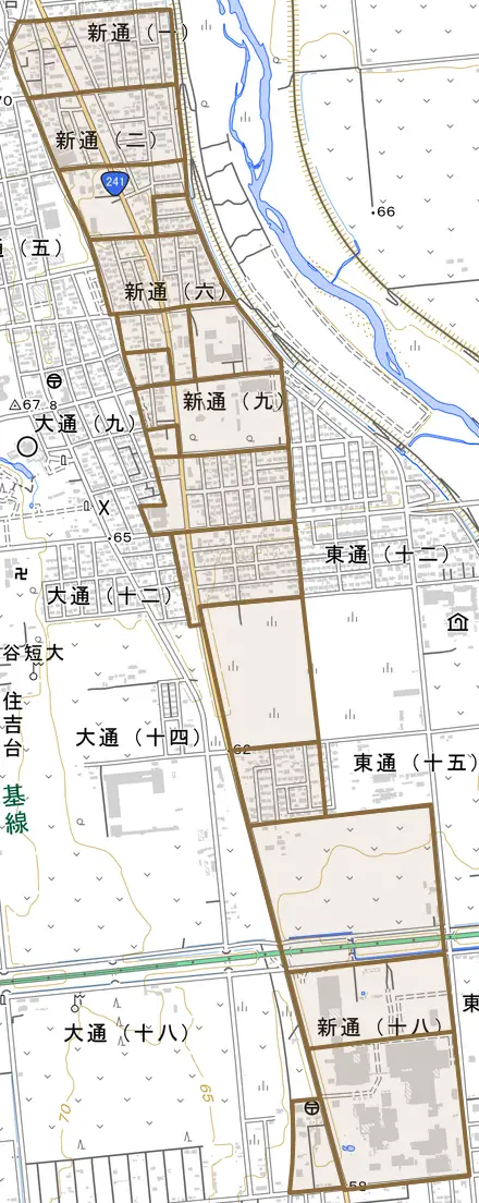 新通とその周辺の地図。町の範囲を重ねている