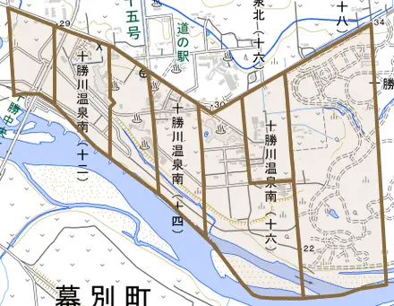 十勝川温泉南とその周辺の地図。町の範囲を重ねている