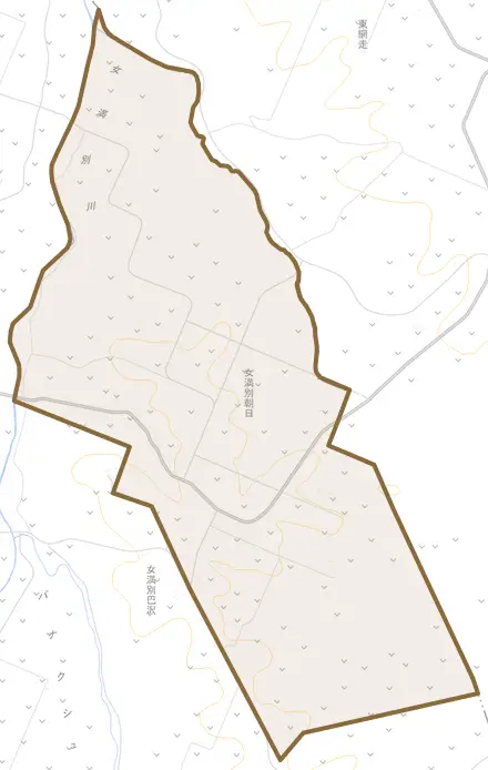女満別朝日とその周辺の地図。町の範囲を重ねている
