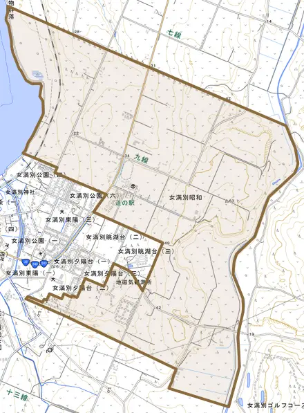 女満別昭和とその周辺の地図。町の範囲を重ねている