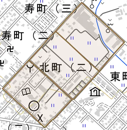 北町とその周辺の地図。町の範囲を重ねている