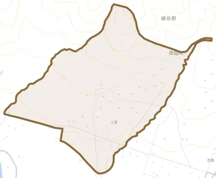字上里とその周辺の地図。町の範囲を重ねている