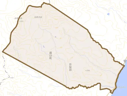 春日町とその周辺の地図。町の範囲を重ねている
