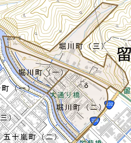堀川町とその周辺の地図。町の範囲を重ねている