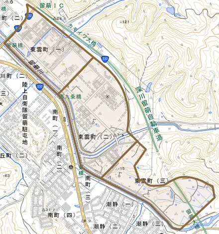 東雲町とその周辺の地図。町の範囲を重ねている