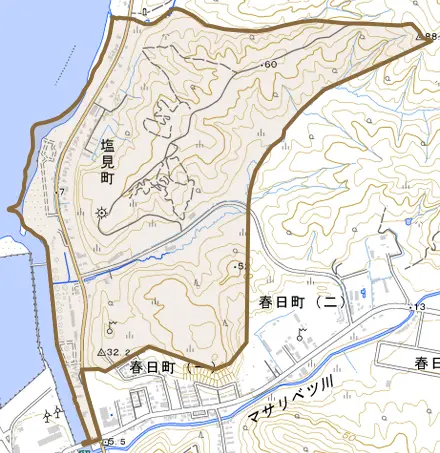塩見町とその周辺の地図。町の範囲を重ねている
