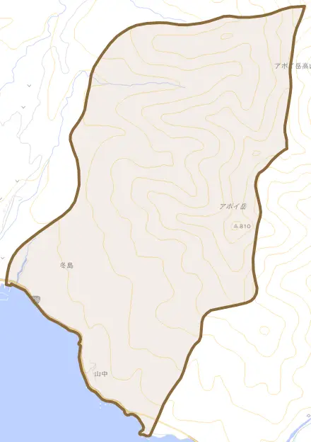 字冬島とその周辺の地図。町の範囲を重ねている