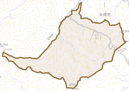 盤渓とその周辺の地図。町の範囲を重ねている