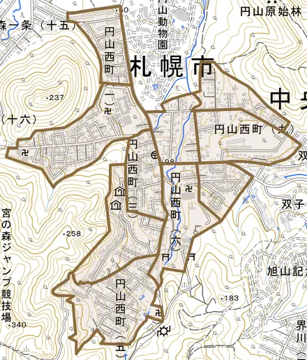 円山西町とその周辺の地図。町の範囲を重ねている