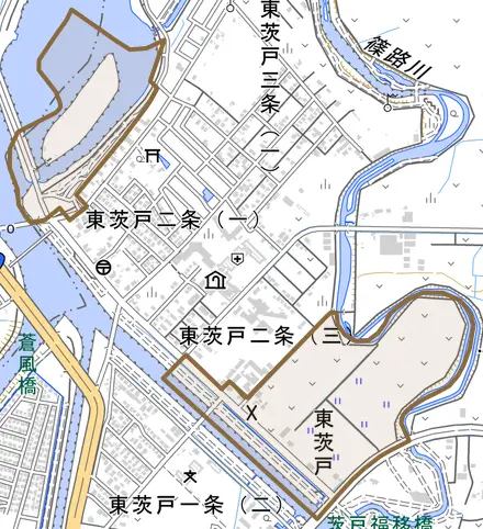 東茨戸とその周辺の地図。町の範囲を重ねている