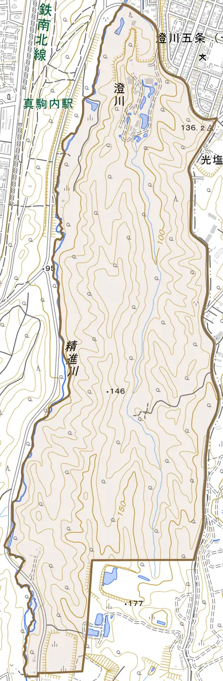 澄川とその周辺の地図。町の範囲を重ねている