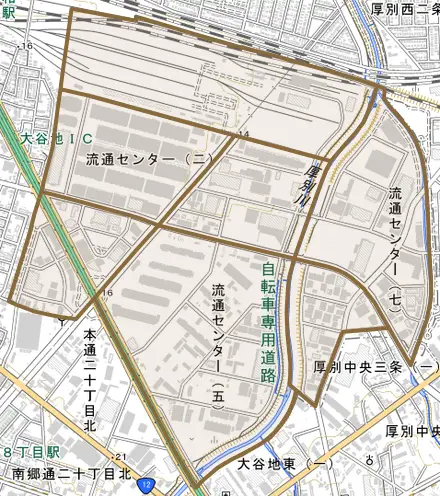 流通センターとその周辺の地図。町の範囲を重ねている