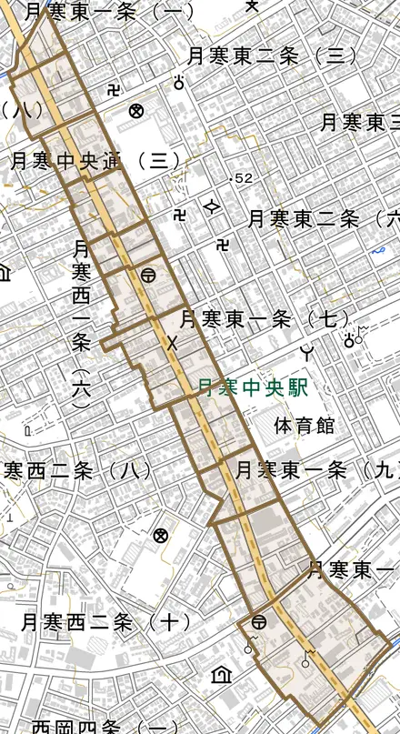 月寒中央通とその周辺の地図。町の範囲を重ねている