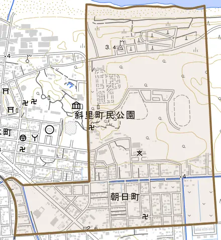朝日町とその周辺の地図。町の範囲を重ねている