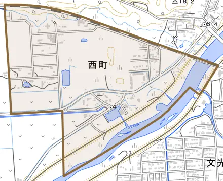 西町とその周辺の地図。町の範囲を重ねている