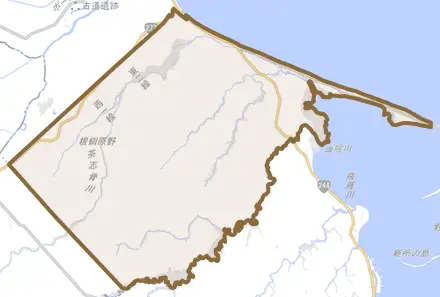 字茶志骨とその周辺の地図。町の範囲を重ねている