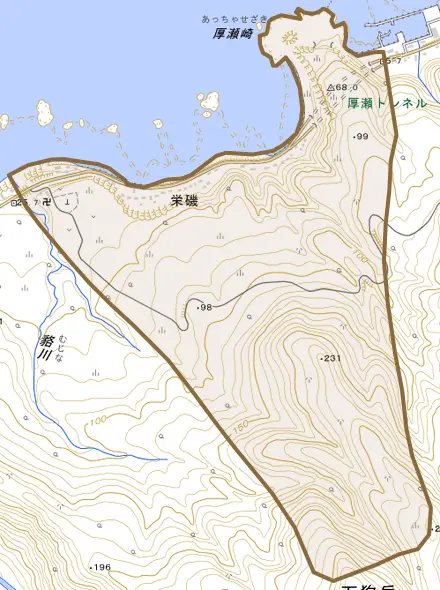 字栄磯とその周辺の地図。町の範囲を重ねている