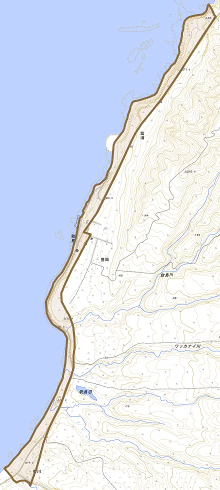 字歌島とその周辺の地図。町の範囲を重ねている