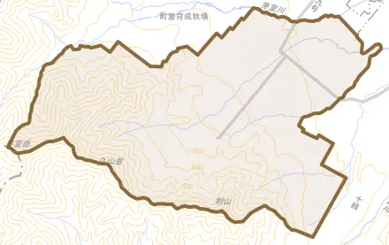 字旭山とその周辺の地図。町の範囲を重ねている