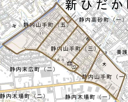 静内山手町とその周辺の地図。町の範囲を重ねている