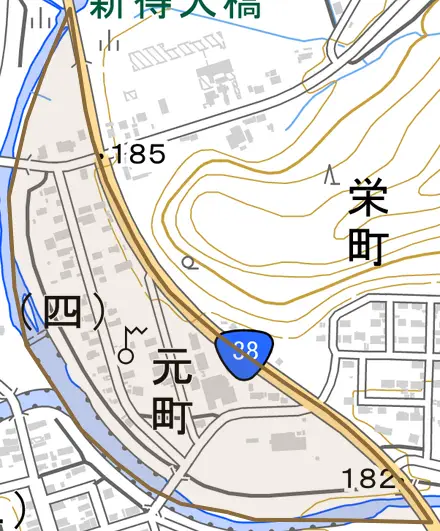 元町とその周辺の地図。町の範囲を重ねている