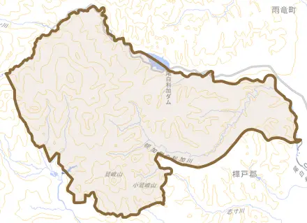 字美沢とその周辺の地図。町の範囲を重ねている