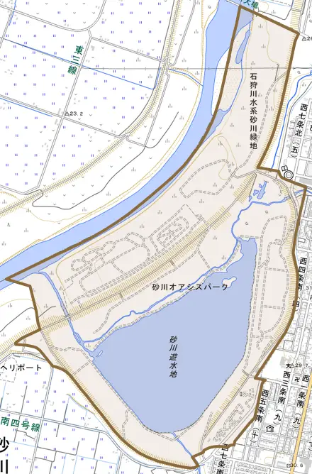 オアシスとその周辺の地図。町の範囲を重ねている