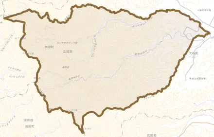 字相川とその周辺の地図。町の範囲を重ねている