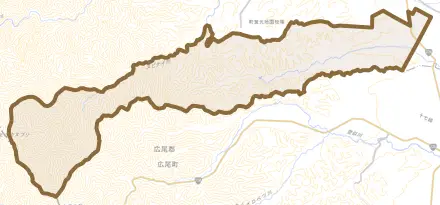 字開進とその周辺の地図。町の範囲を重ねている