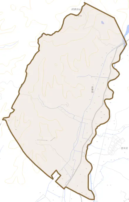 字弁華別とその周辺の地図。町の範囲を重ねている