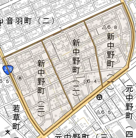 新中野町とその周辺の地図。町の範囲を重ねている