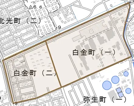 白金町とその周辺の地図。町の範囲を重ねている