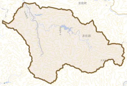 字三渓とその周辺の地図。町の範囲を重ねている