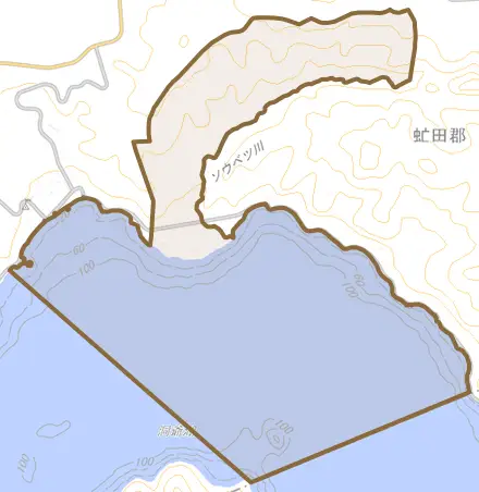 財田とその周辺の地図。町の範囲を重ねている