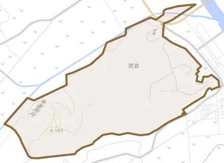 茂岩とその周辺の地図。町の範囲を重ねている