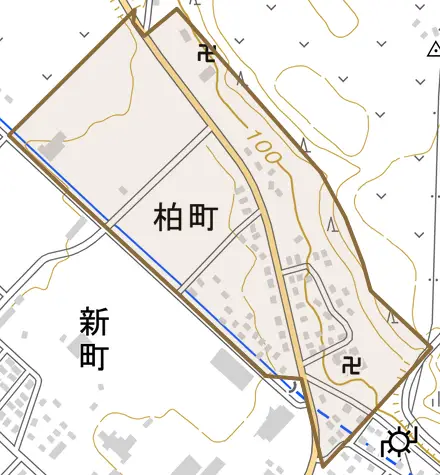 字柏町とその周辺の地図。町の範囲を重ねている