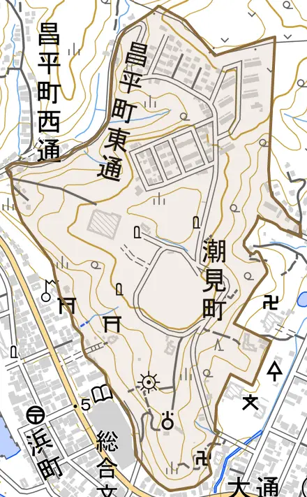 潮見町とその周辺の地図。町の範囲を重ねている
