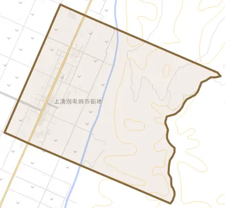 上湧別屯田市街地とその周辺の地図。町の範囲を重ねている